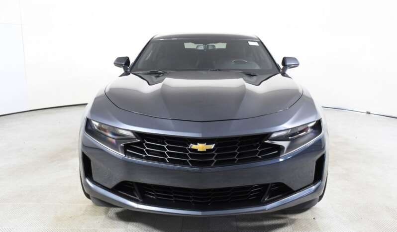 
								Buy 2021 Chevrolet Camaro full									