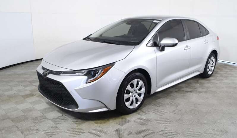 
								Buy 2022 Toyota Corolla LE full									