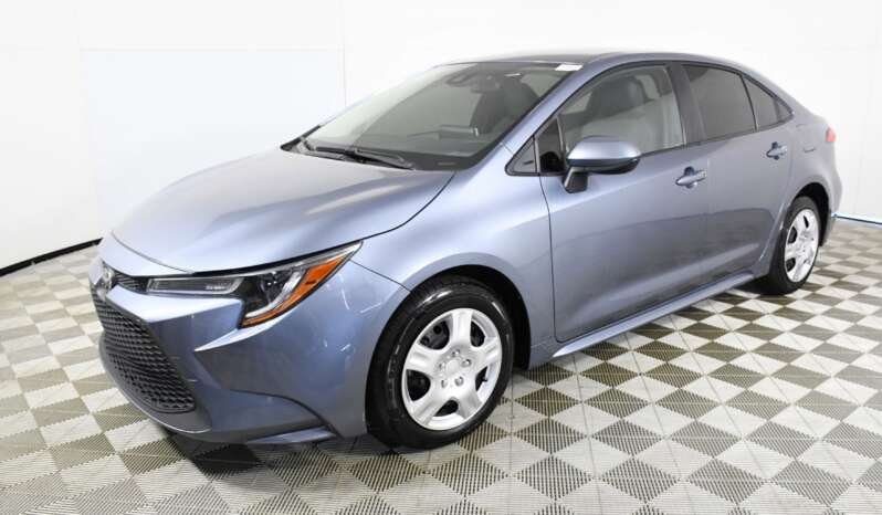 
								Buy 2022 Toyota Sedan full									