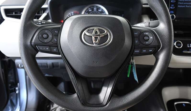 
								Buy 2022 Toyota Sedan full									