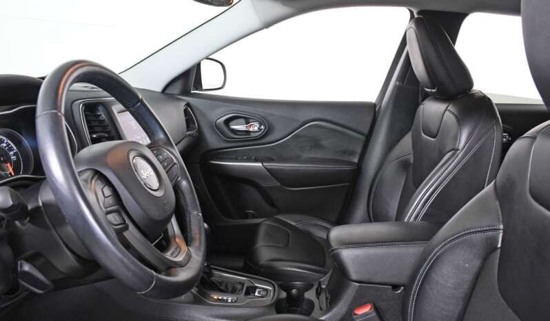 
								Buy 2021 Jeep SUV full									