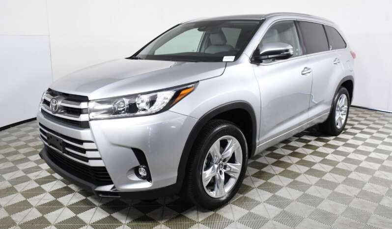 
								Buy 2019 Toyota Highlander full									