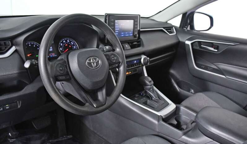 
								Buy 2022 Toyota Rav 4 LE full									