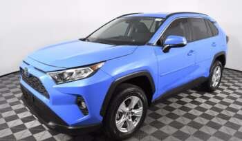 
									Buy 2022 Toyota SUV full								