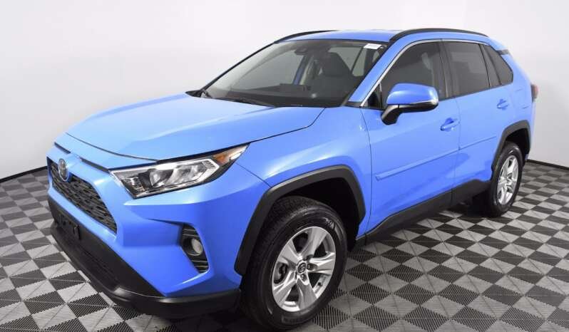 
								Buy 2022 Toyota SUV full									