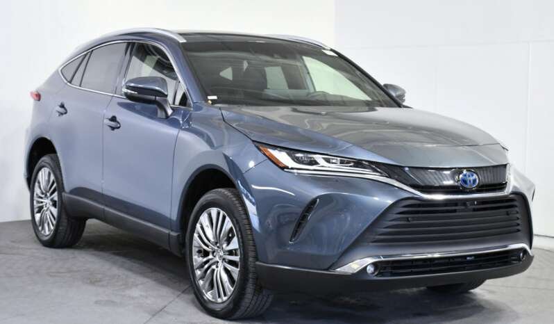 
								Buy 2021 Toyota Venza full									