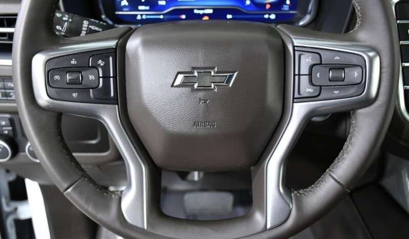 
								Buy 2022 Chevrolet Suburban HIGH COUNTRY full									