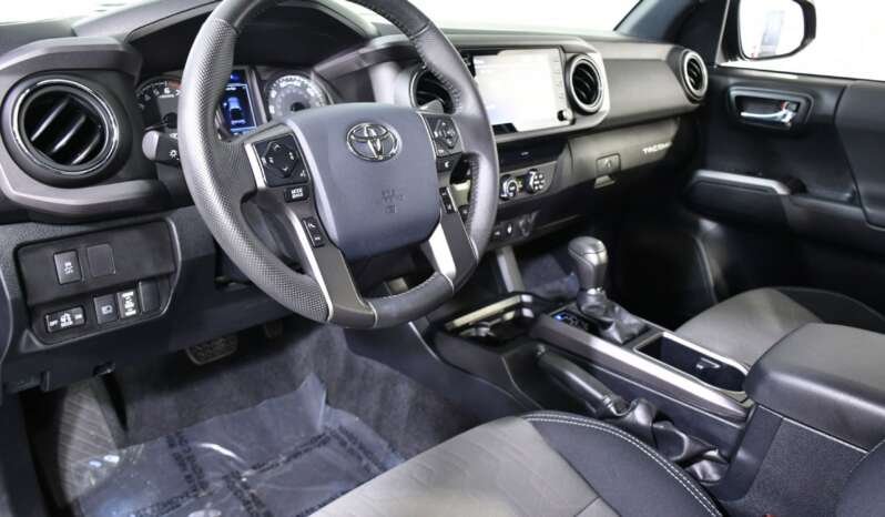 
								Buy 2021 Toyota Tacoma full									