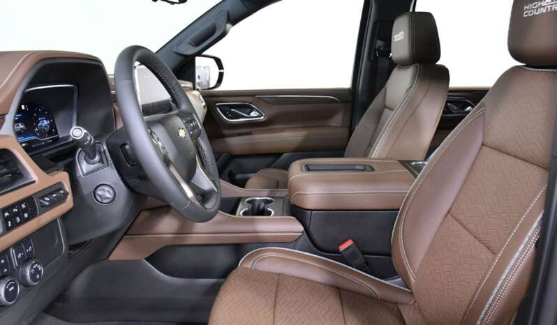 
								Buy 2023 Chevrolet Suburban HIGH COUNTRY full									