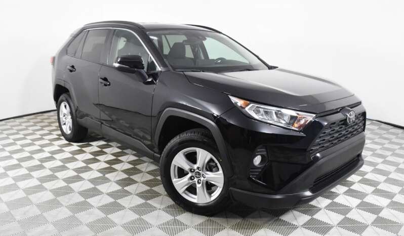 
								Buy 2019 Toyota Rav 4 full									