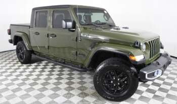 
									Buy 2021 Jeep Gladiator SPORT S full								