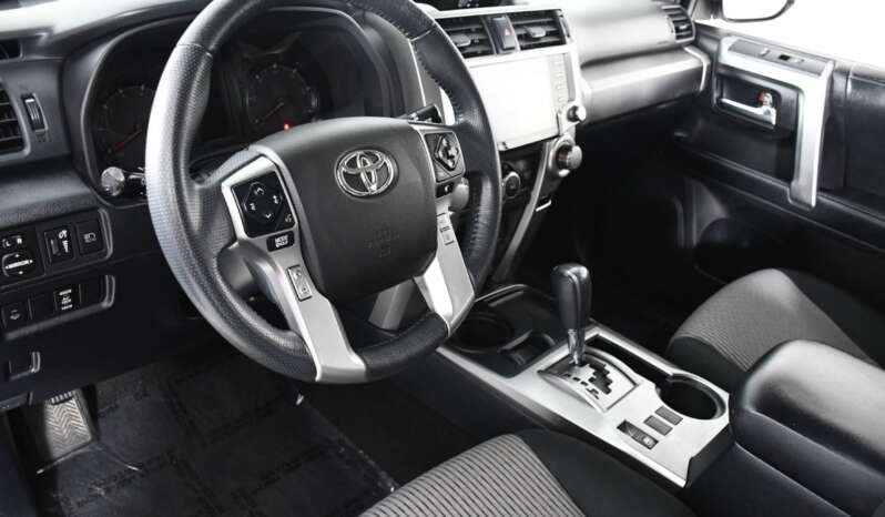 
								Buy 2022 Toyota 4 Runner full									