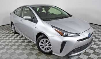 
									Buy 2022 Toyota Prius L ECO full								