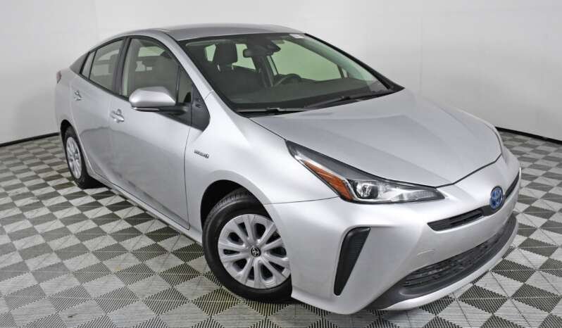 
								Buy 2022 Toyota Prius L ECO full									