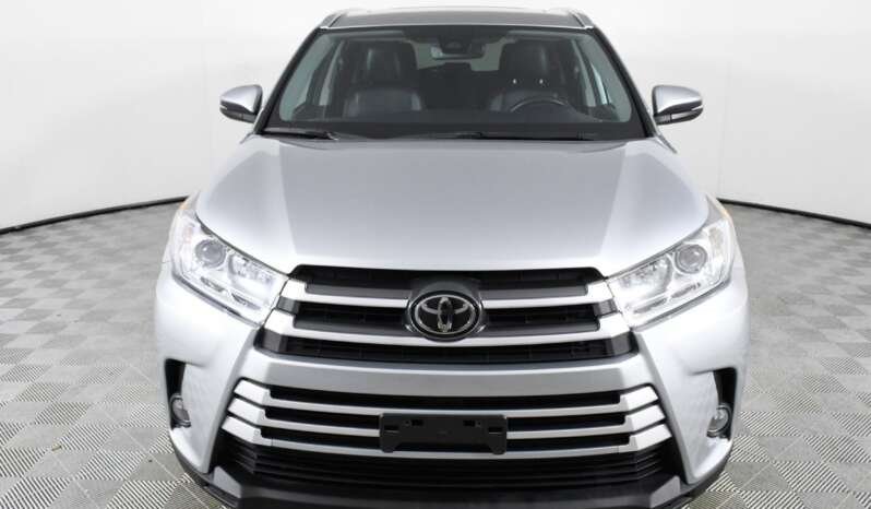 
								Buy 2018 Toyota Highlander XLE full									