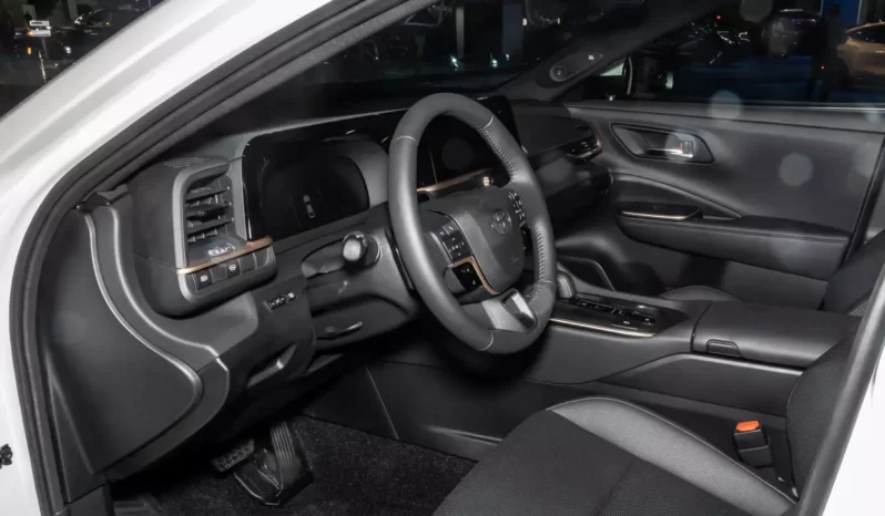 
								Buy 2023 Toyota Crown full									