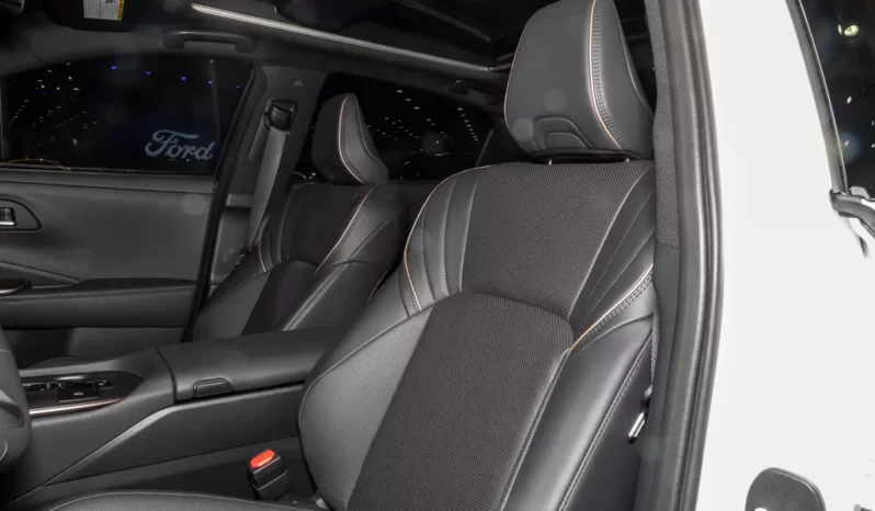 
								Buy 2023 Toyota Crown full									