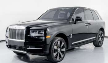 
									Buy 2022 Rolls Royce Cullinan BASE full								