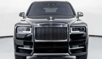 
									Buy 2022 Rolls Royce Cullinan BASE full								