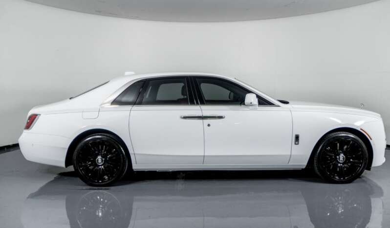 
								Buy 2022 Rolls Royce Ghost full									