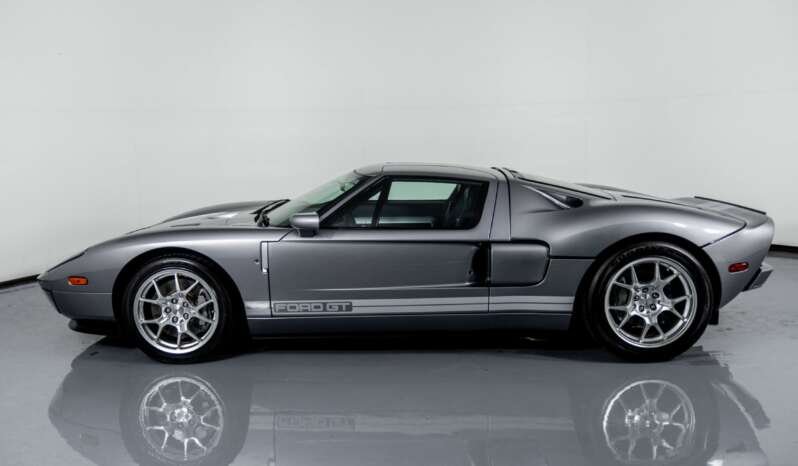 
								Buy 2006 Ford GT full									