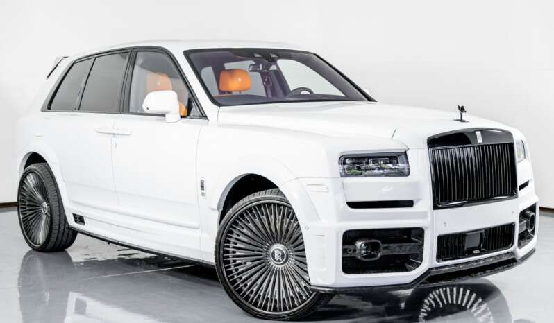 
								Buy 2024 Rolls Royce Cullinan full									