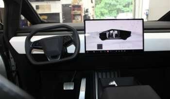 
									Buy 2024 Tesla Cybertruck full								