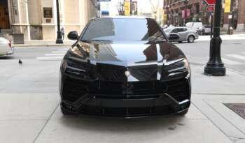 
									Buy 2022 LAMBORGHINI URUS full								