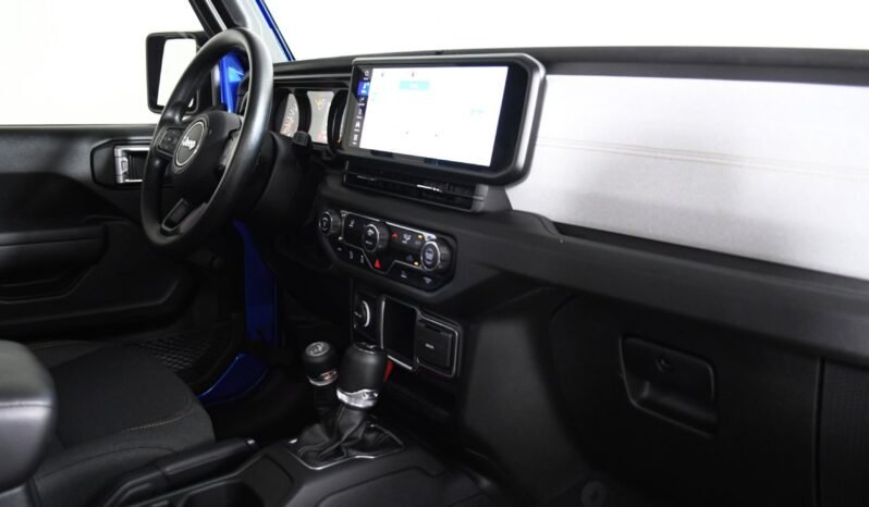
								Buy 2024 Jeep Gladiator Sport full									