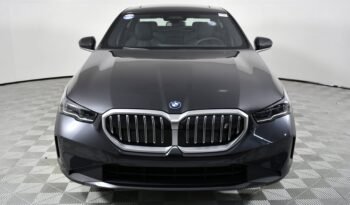 
									Buy 2025 BMW i5 xDrive40 full								