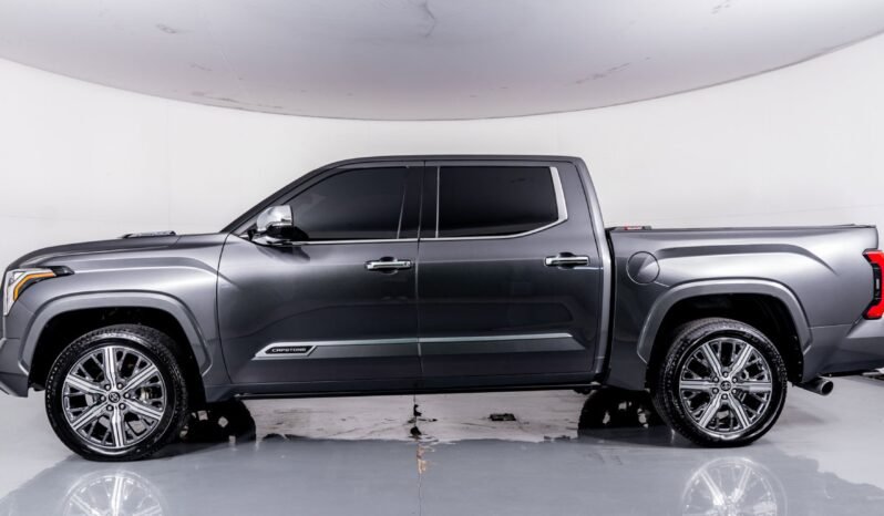 
								Buy 2023 Toyota Tundra 4WD Capstone Hybrid full									