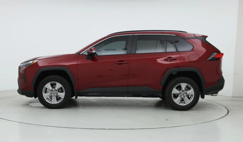 
								Buy 2025 Toyota RAV4 XLE full									