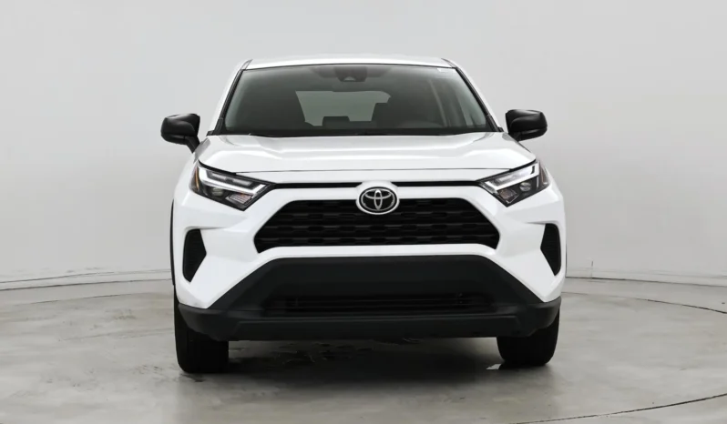 
								Buy 2024 Toyota RAV4 LE full									