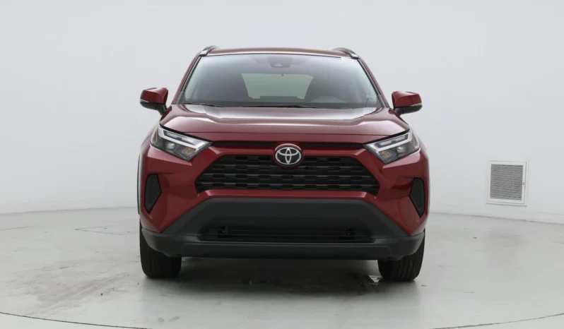 
								Buy 2025 Toyota RAV4 XLE full									