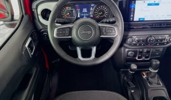 
									2025 Jeep Wrangler Sahara full								
